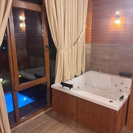 Real Tas2 Villa